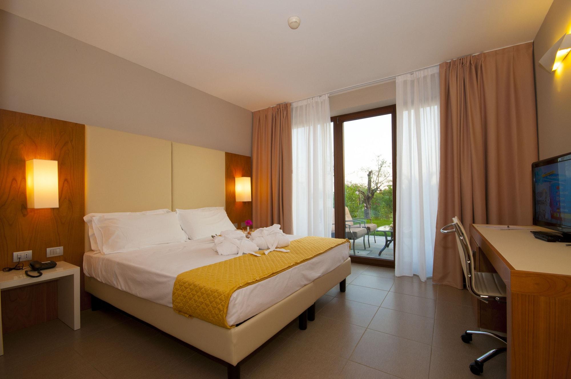 Eurocongressi Hotel Кавайон-Веронезе Экстерьер фото